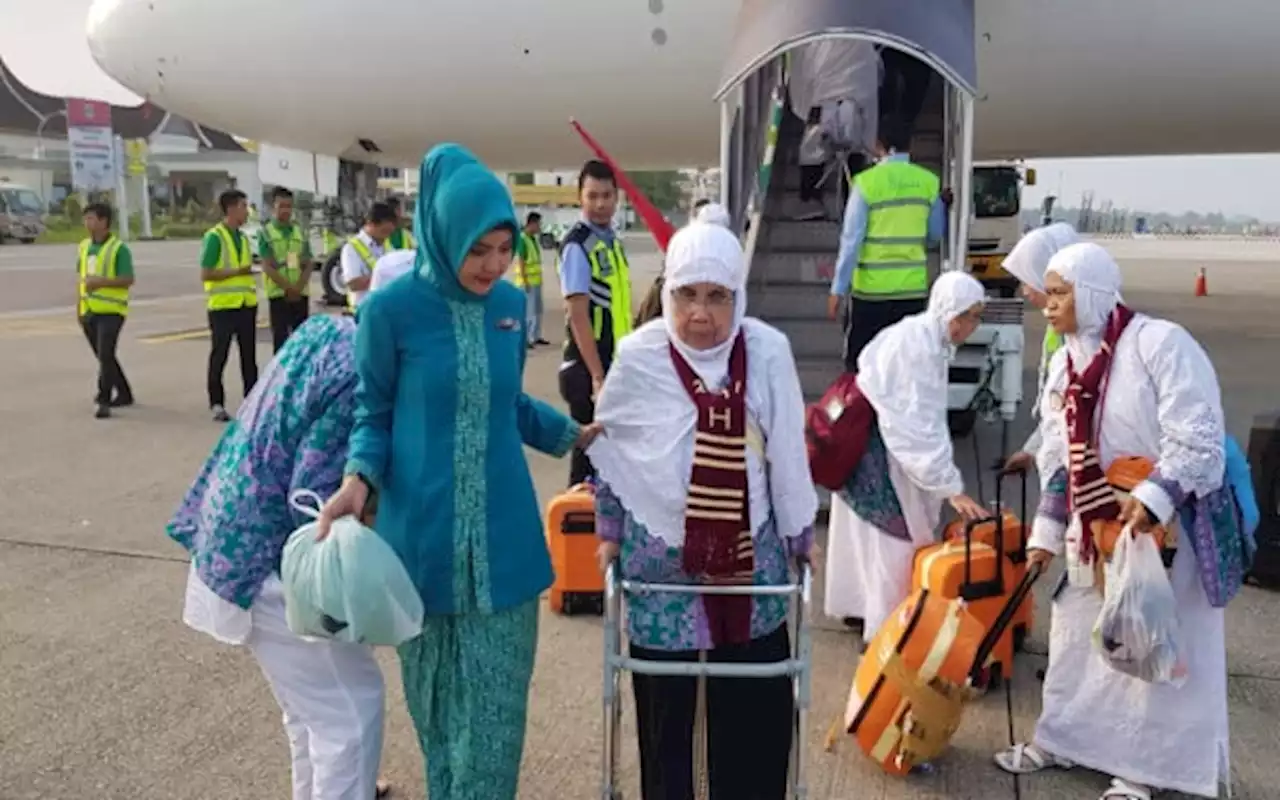 Kemenag Jabar Minta Jemaah Haji Jangan Bawa Air Zamzam dari Tanah Suci