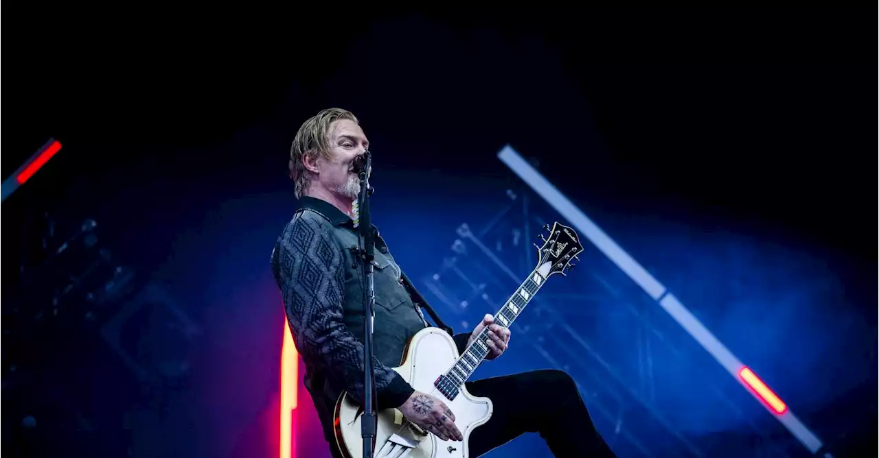 Het concert van Queens of the Stone Age was één lange liefdesverklaring aan het publiek