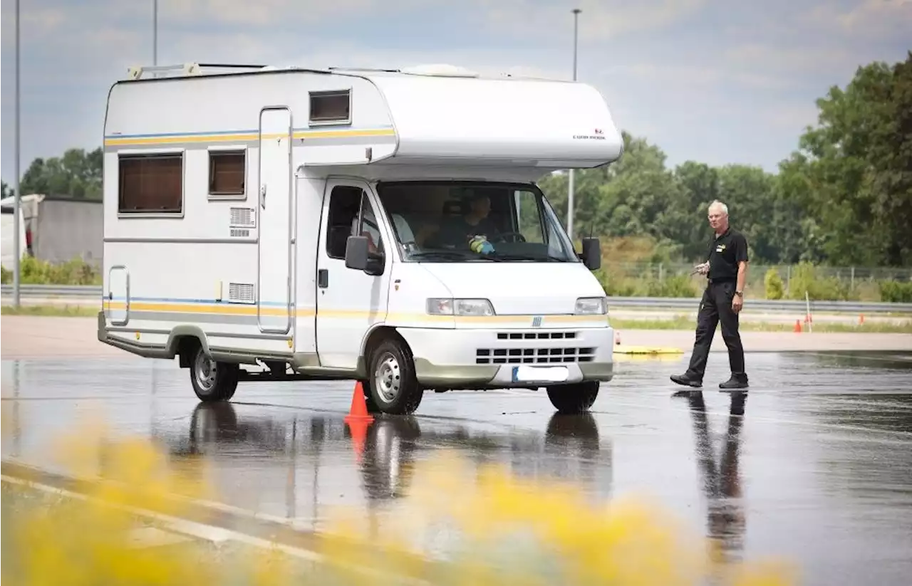 Erst Slalom fahren, dann Liegestuhl aufbauen: In Regensburg wurde Bayerns bester Camper gekürt