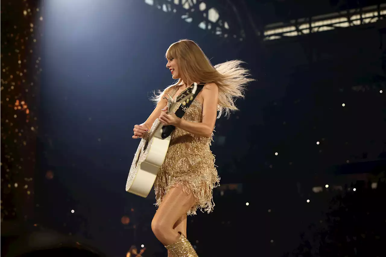 Taylor Swift jokes about apparent stage malfunction during The Eras Tour concert