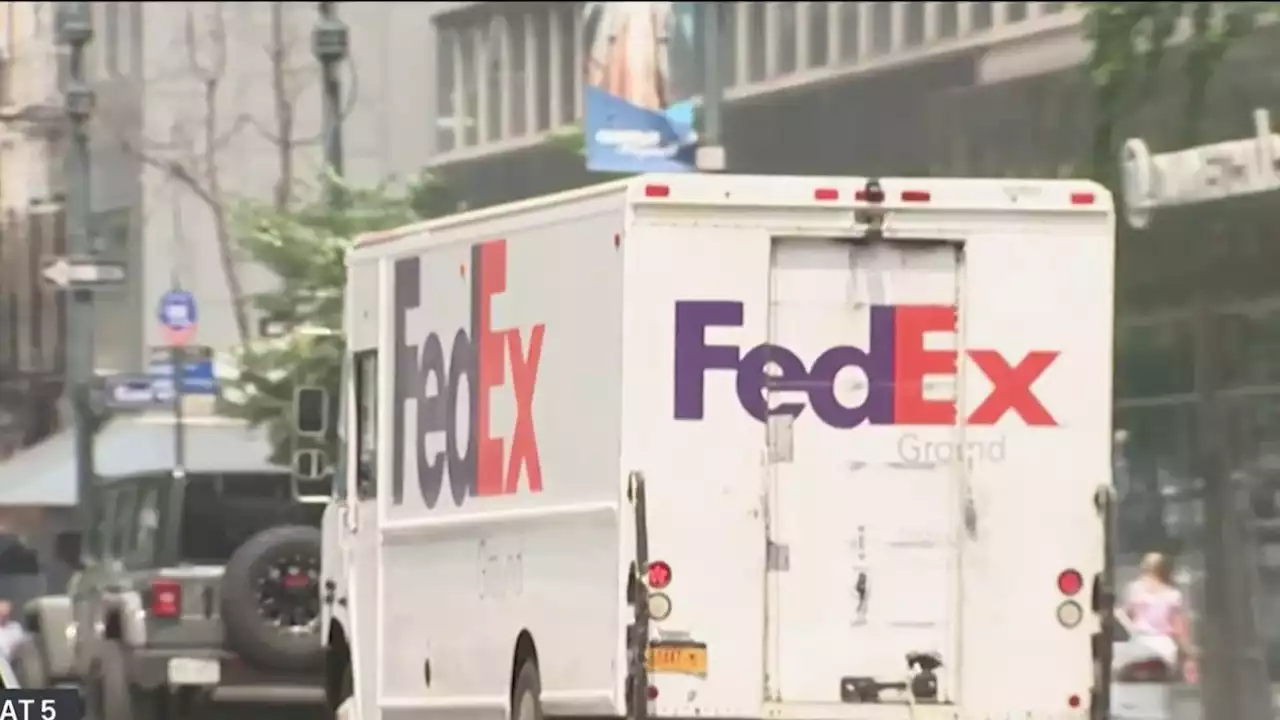 NYC deploying package lockers to combat theft, cut down on delivery truck trips