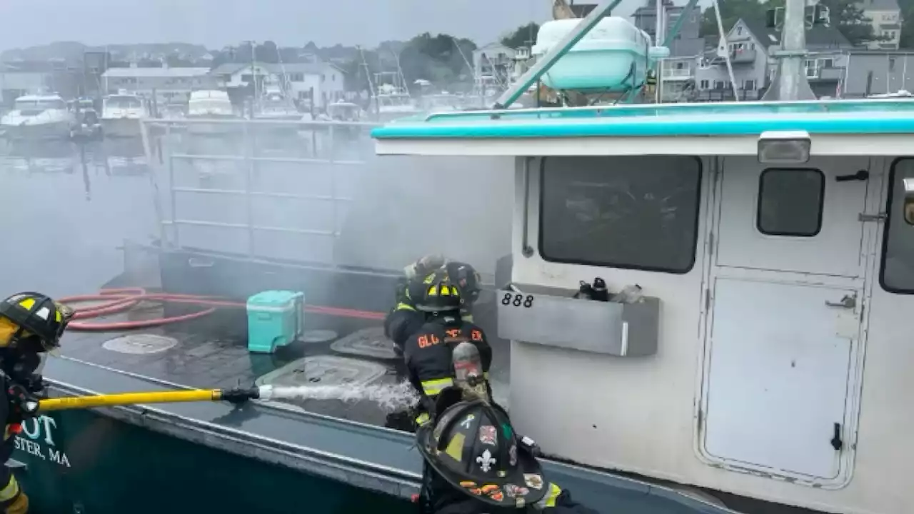 Lobster boat catches fire in Gloucester