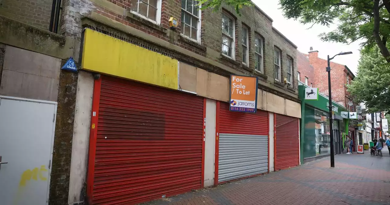 Betting shop could open in 'dilapidated' town centre building