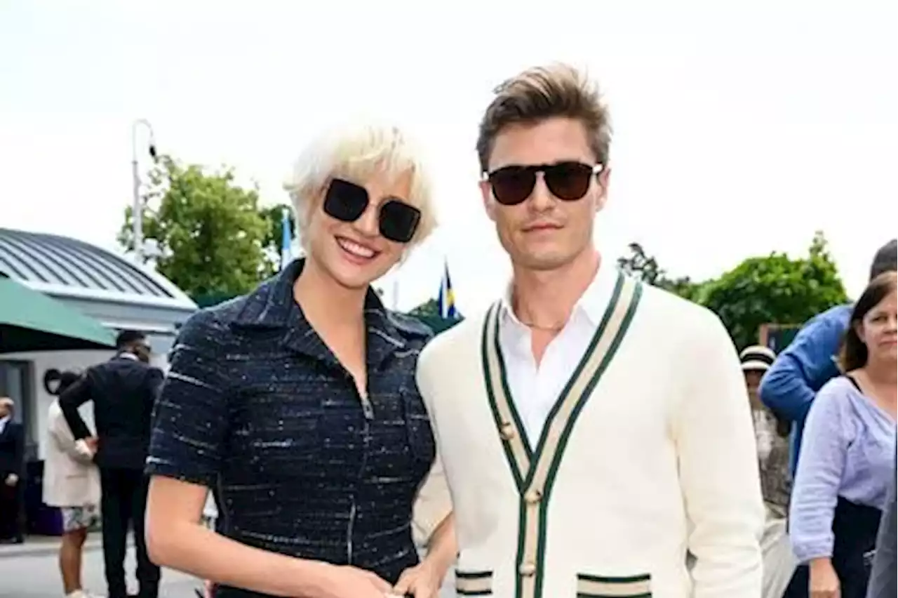 Pregnant Pixie Lott proudly flaunts her baby bump at Wimbledon