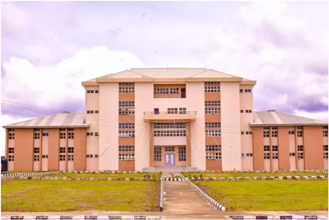 Rufus Giwa Poly begs lecturers to call off strike