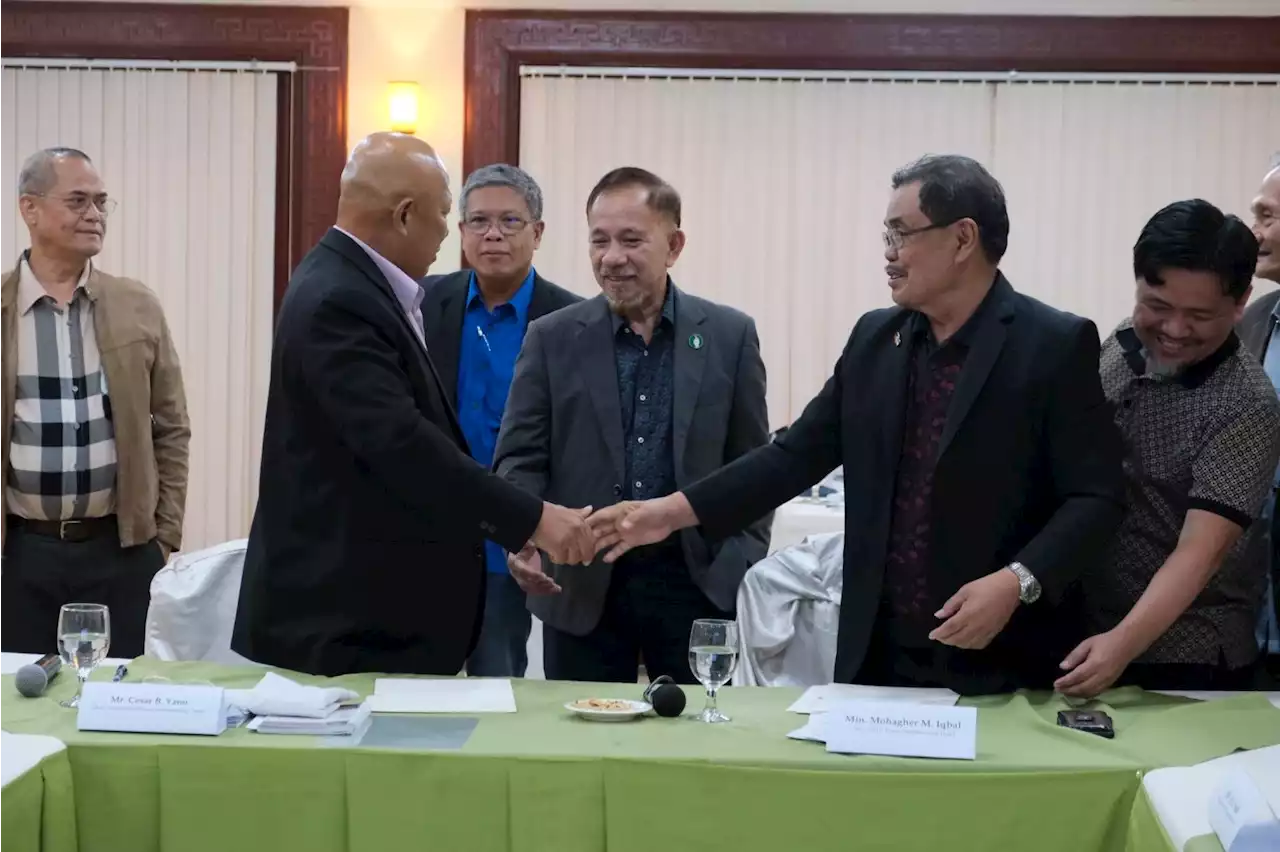 Gov't, MILF renew commitment to peace process in 1st meeting under Marcos