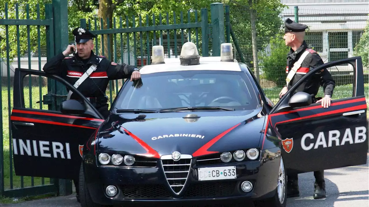 Bergamo, picchia e violenta in strada una donna di 78 anni: arrestato 26enne. L'aggressione nel gennaio scorso