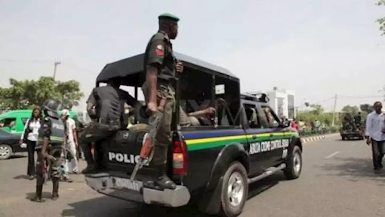 Nigerian Police Arrest Woman Who Set Policewoman, Children Ablaze In Anambra | Sahara Reporters