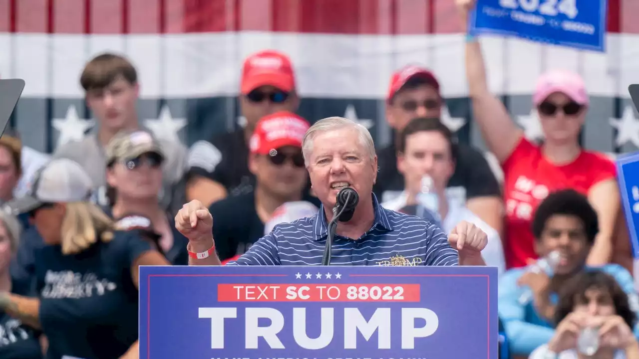 Lindsey Graham to the Trump Supporters Mercilessly Booing Him: “Thank You Very, Very Much”