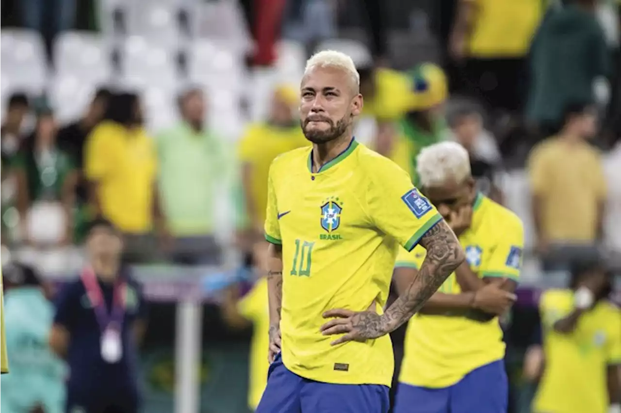 Neymar é vaiado ao subir em palco de show | VEJA Gente