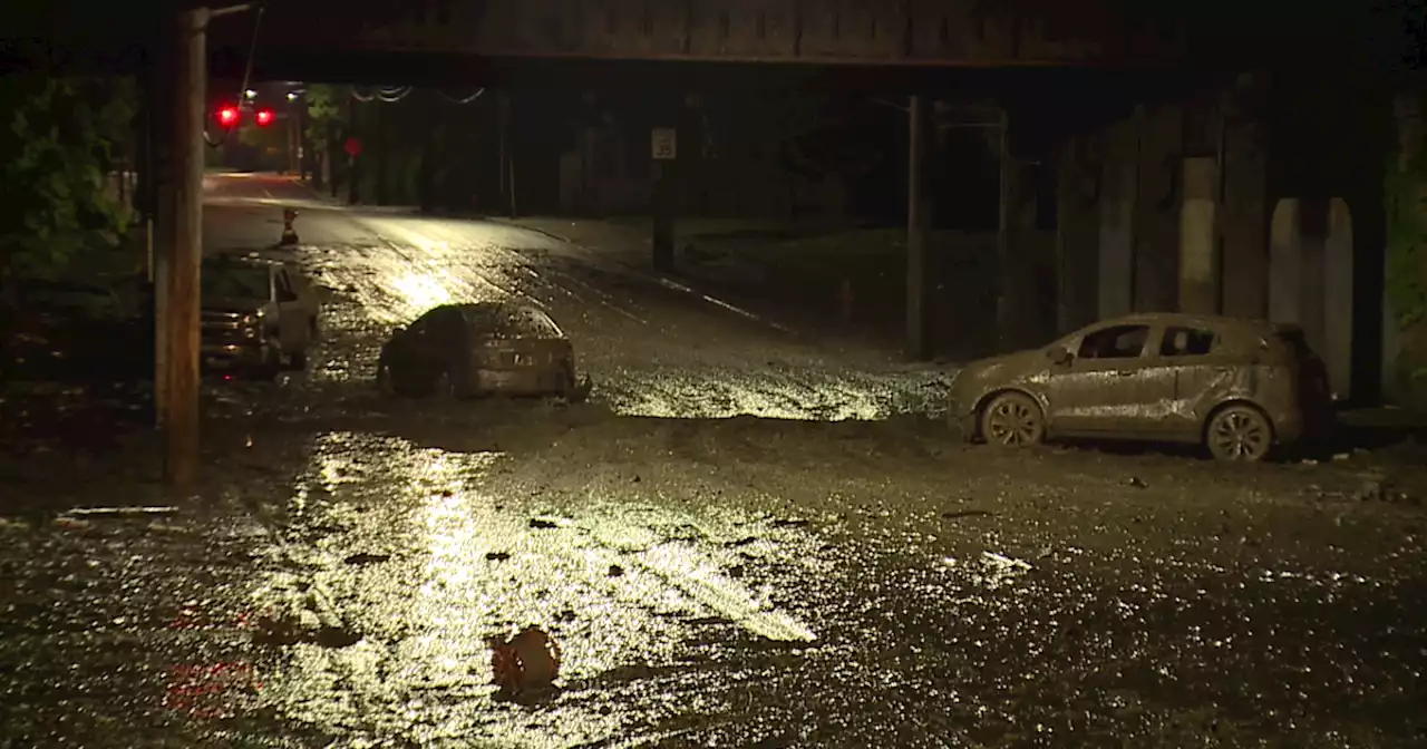 6 adults, 1 toddler rescued from vehicles submerged in water in Cleveland