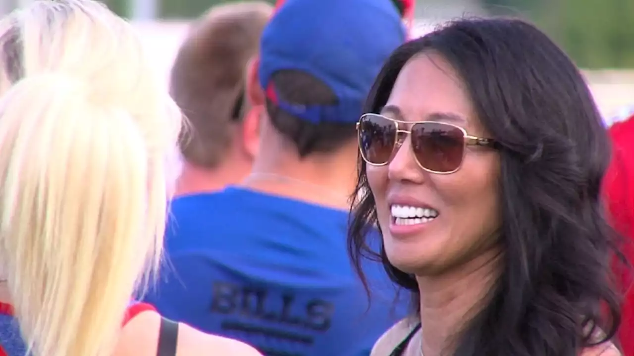 Kim Pegula attends Bills training camp, makes first public appearance since cardiac arrest