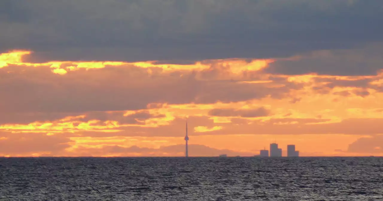 This charming tiny town near Ontario is known for spectacular views of the Toronto skyline