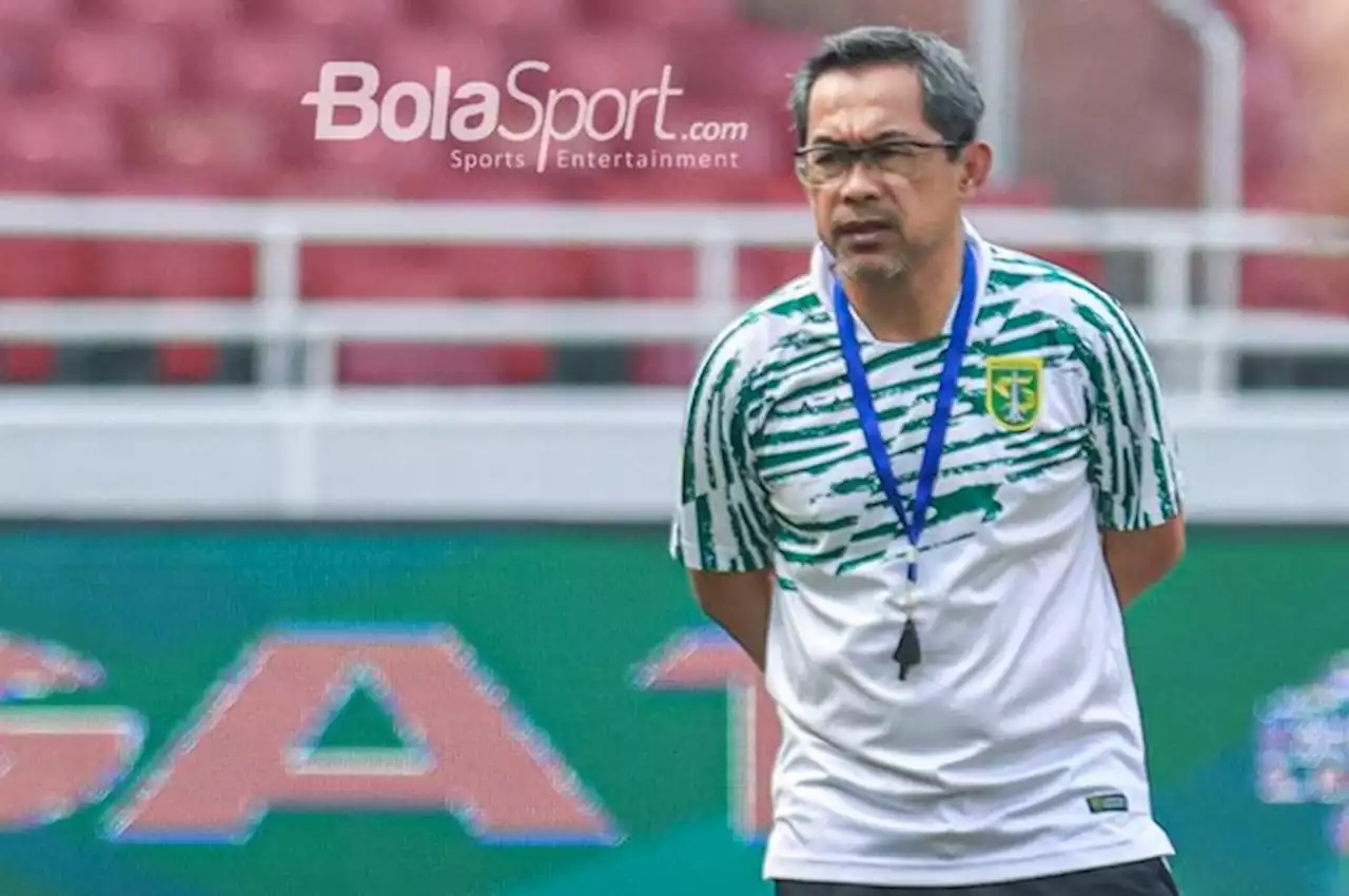 Persebaya Bawa Motivasi ke SUGBK, Aji Santoso Komentari Kualitas Persija Asuhan Thomas Doll - Bolasport.com