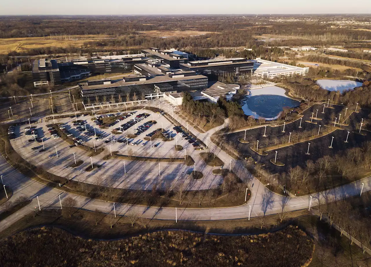 BizWeek: Buyer for the former Sears campus; Schaumburg annexes important site