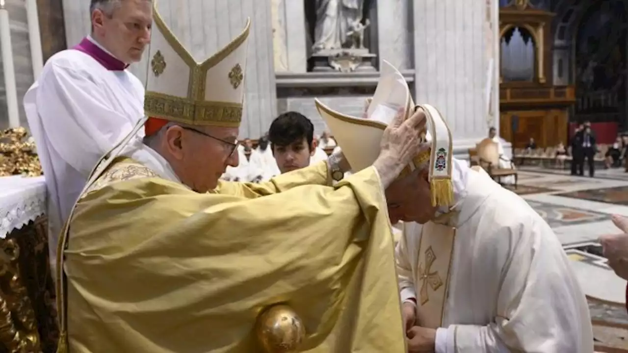 A Bishop gives his life for his flock