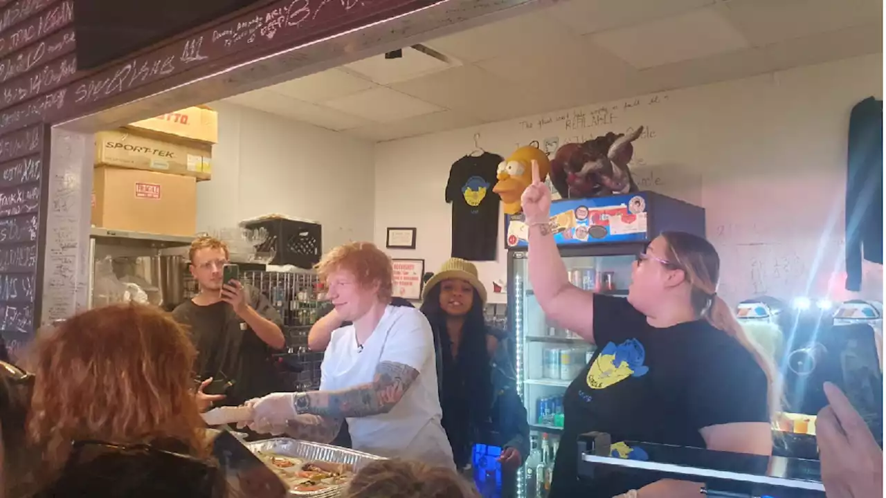 Ed Sheeran visits famed Chicago restaurant ahead of Soldier Field concert