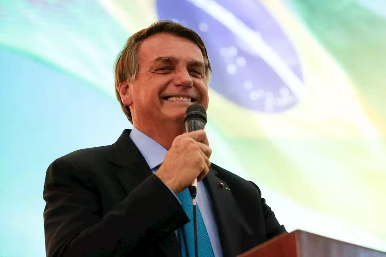 Multas de Bolsonaro serão pagas após fim de discussão judicial, diz defesa