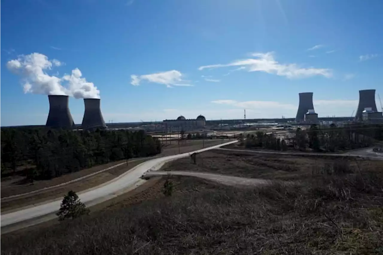 Georgia nuclear plant can start loading fuel into second new reactor, feds say