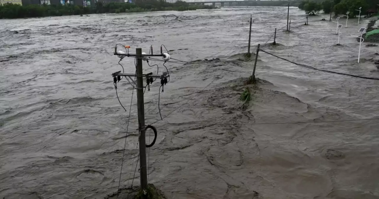 Impresionantes videos: lluvias en China dejan dos muertos en Pekín