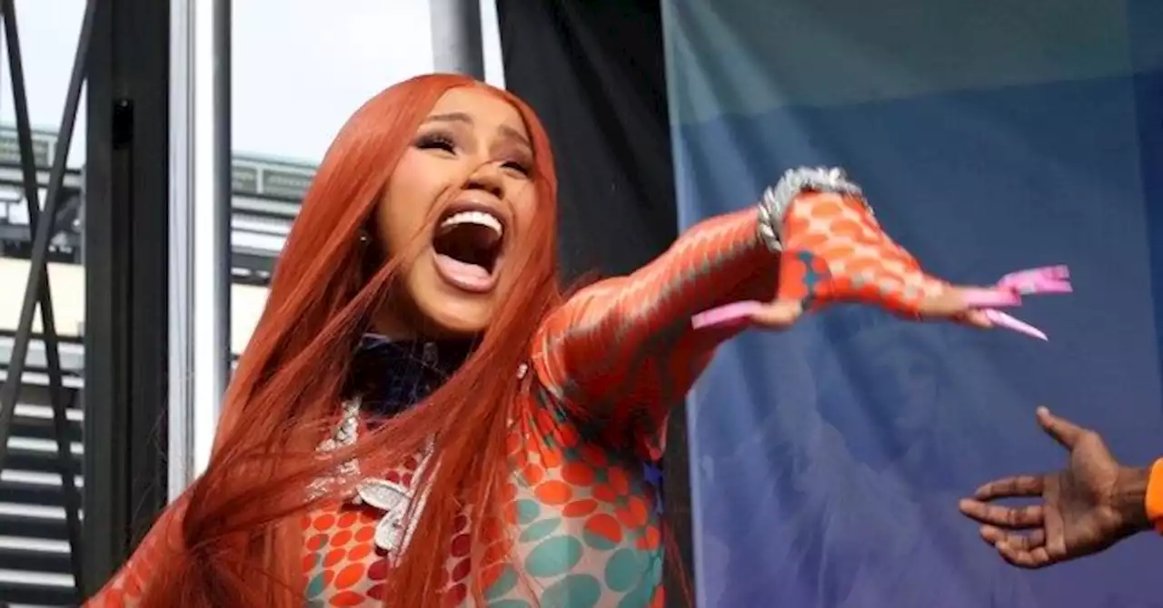 Rapper Cardi B Hurls Mic at Fan Who Threw Drink at Her Onstage