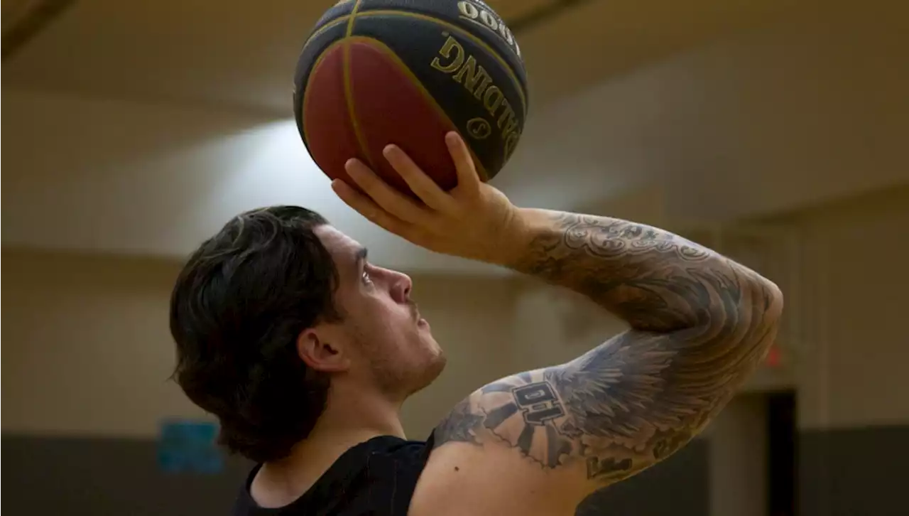 Former Broncos player Ryan Straschnitzki taking up basketball