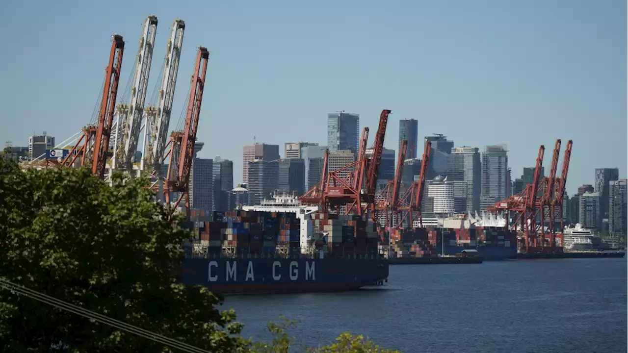 Breakthrough in B.C. port dispute as new tentative deal is reached