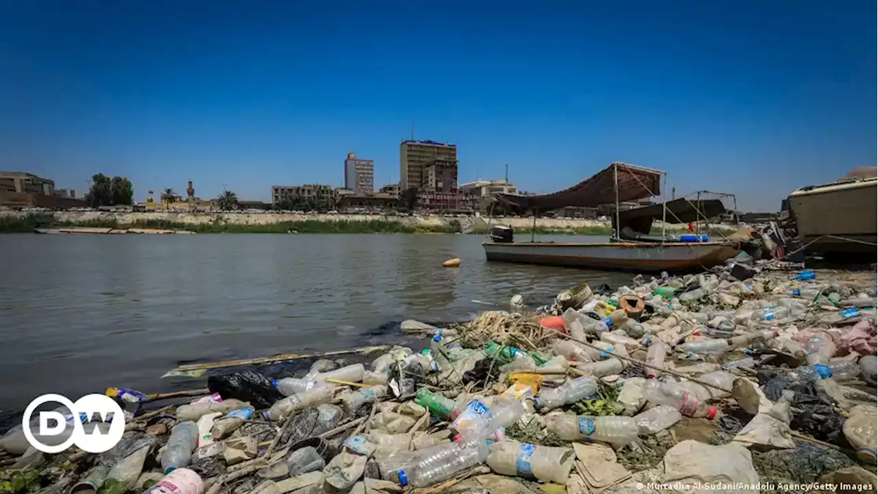 هكذا يؤدي تغير المناخ إلى صدام الثقافات في مدن العراق! | DW | 31.07.2023