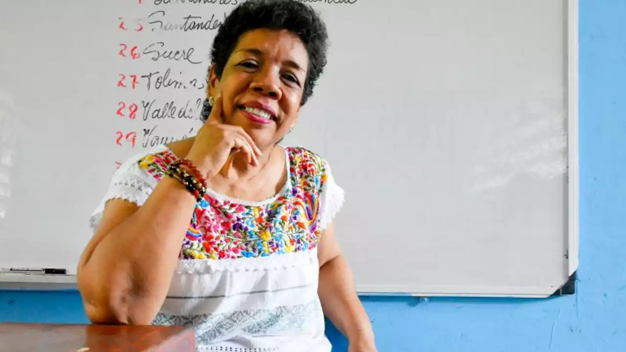 Al son de Juancho Polo Valencia, profesora dicta clases en Malambo