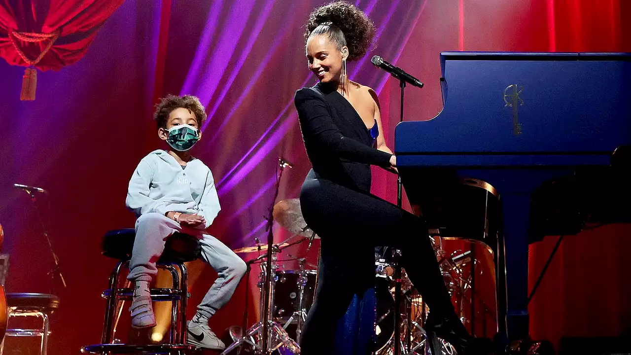 Alicia Keys' 8-Year-Old Son Genesis Serves as Her Bodyguard on Stage