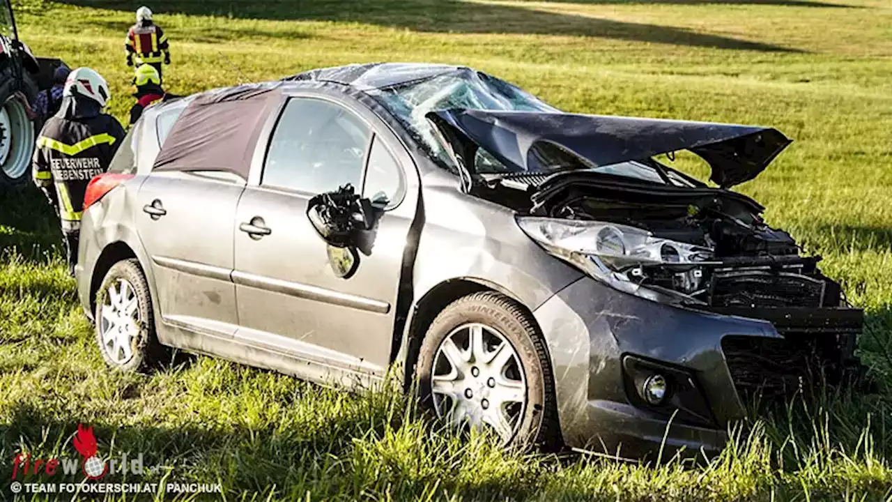 Oö: Auto kollidiert bei Liebenau mit Strommasten und überschlägt sich, zwei Verletzte (55, 89)