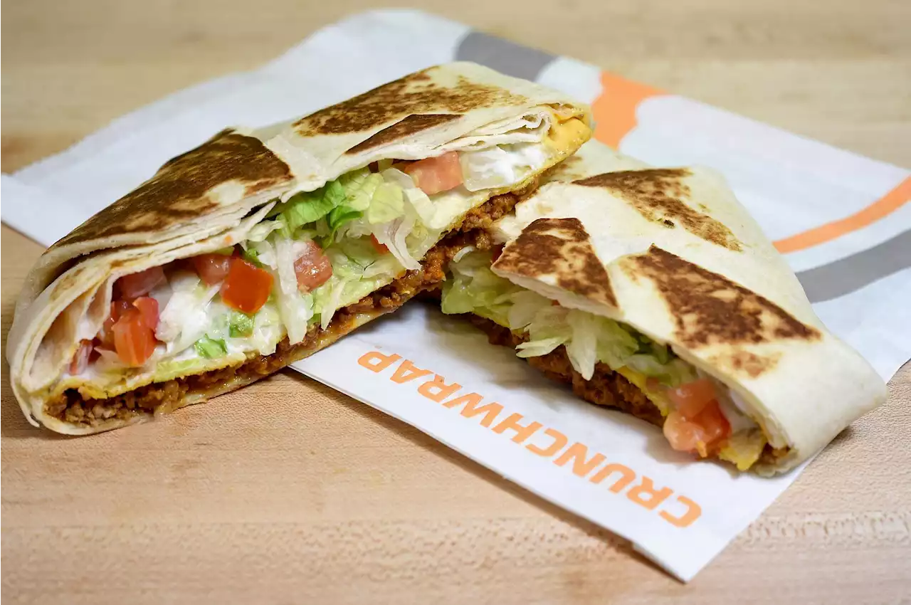 Taco Bell Sued For False Advertising Of Amount Of Filling In Crunchwraps, Mexican Pizzas