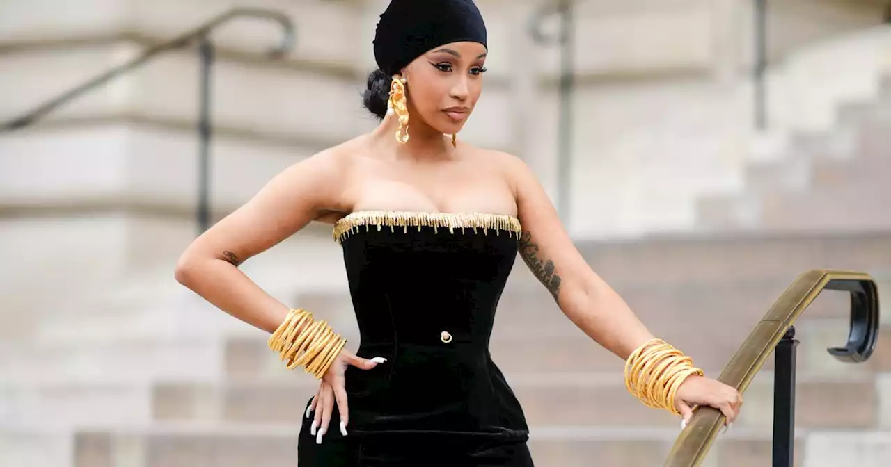 Woman Reports Battery To Police After Cardi B Is Filmed Throwing Mic From Stage