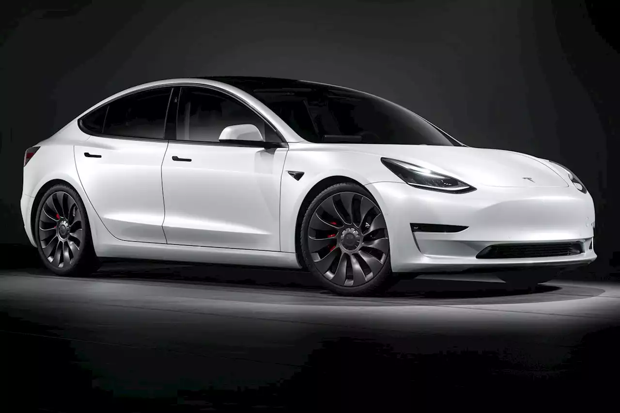 Voici ce qui pousse les propriétaires de Tesla Model 3 à revendre leur voiture