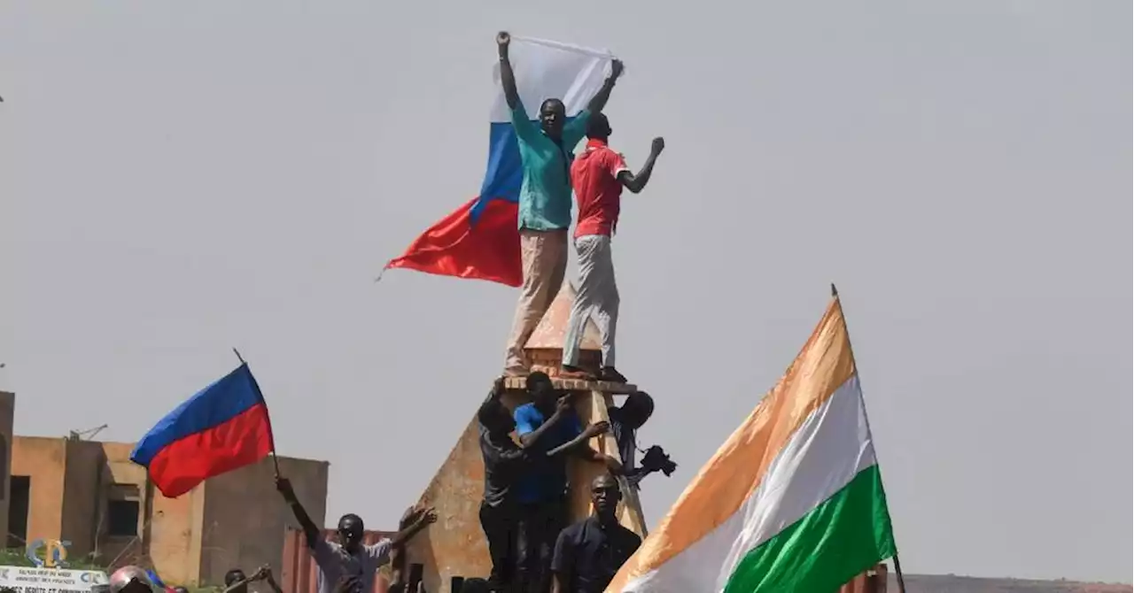 Putsch au Niger : la junte accuse Paris de vouloir 'intervenir militairement'