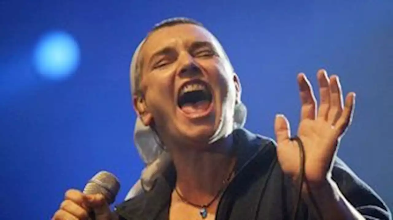 Sinéad O’Connor enviou mensagens 'carregadas de desespero e tristeza' antes de morrer