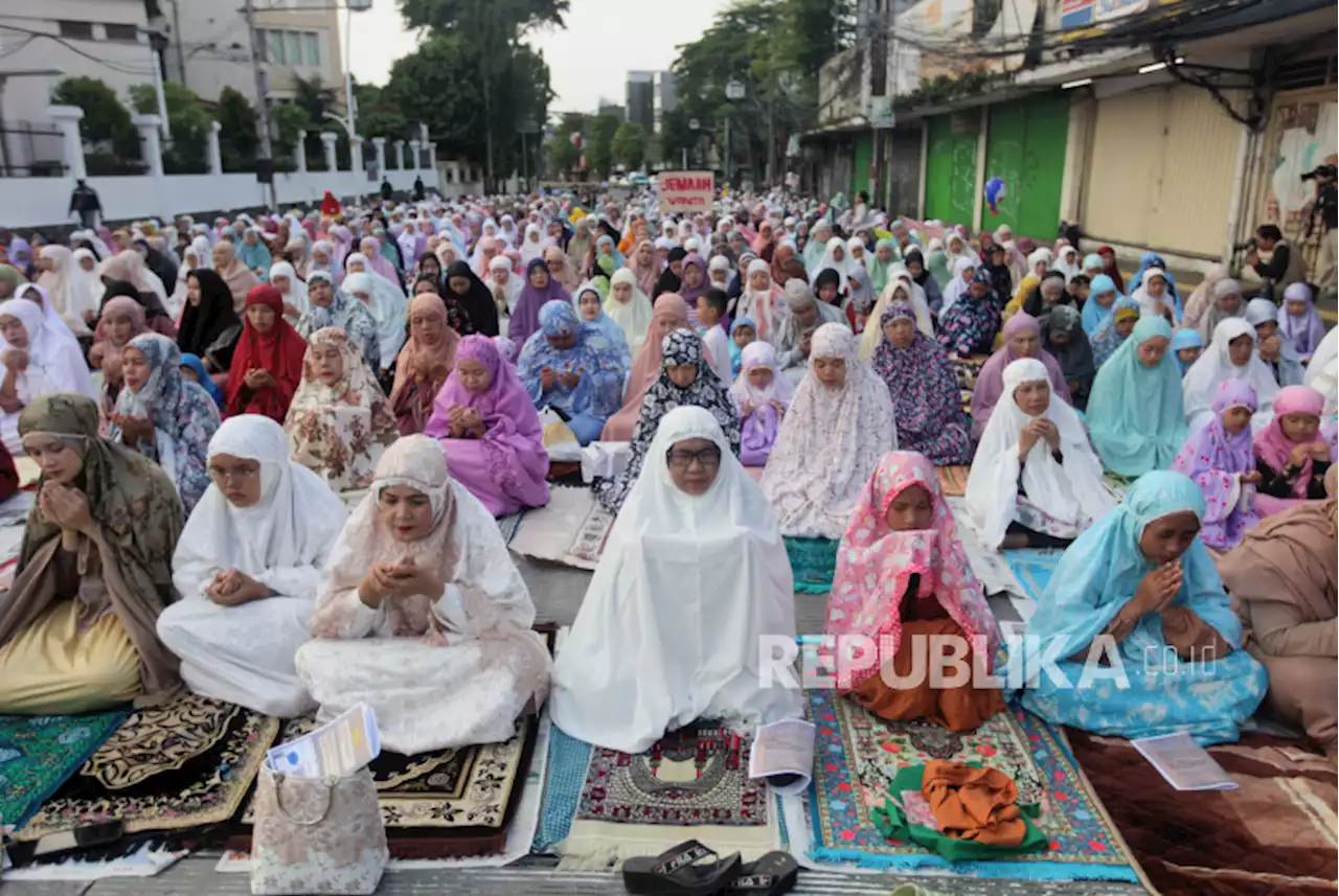 Melihat Orang Lain Berbuat Baik Sementara Kita Belum Mampu, Baca Doa Berikut Ini |Republika Online