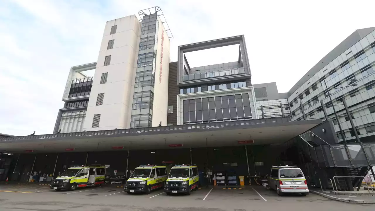 'Code Black': Gold Coast University Hospital plunged into lockdown