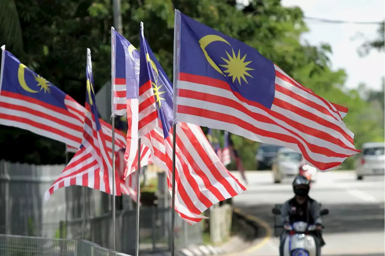 Jalur Gemilang sales flying high