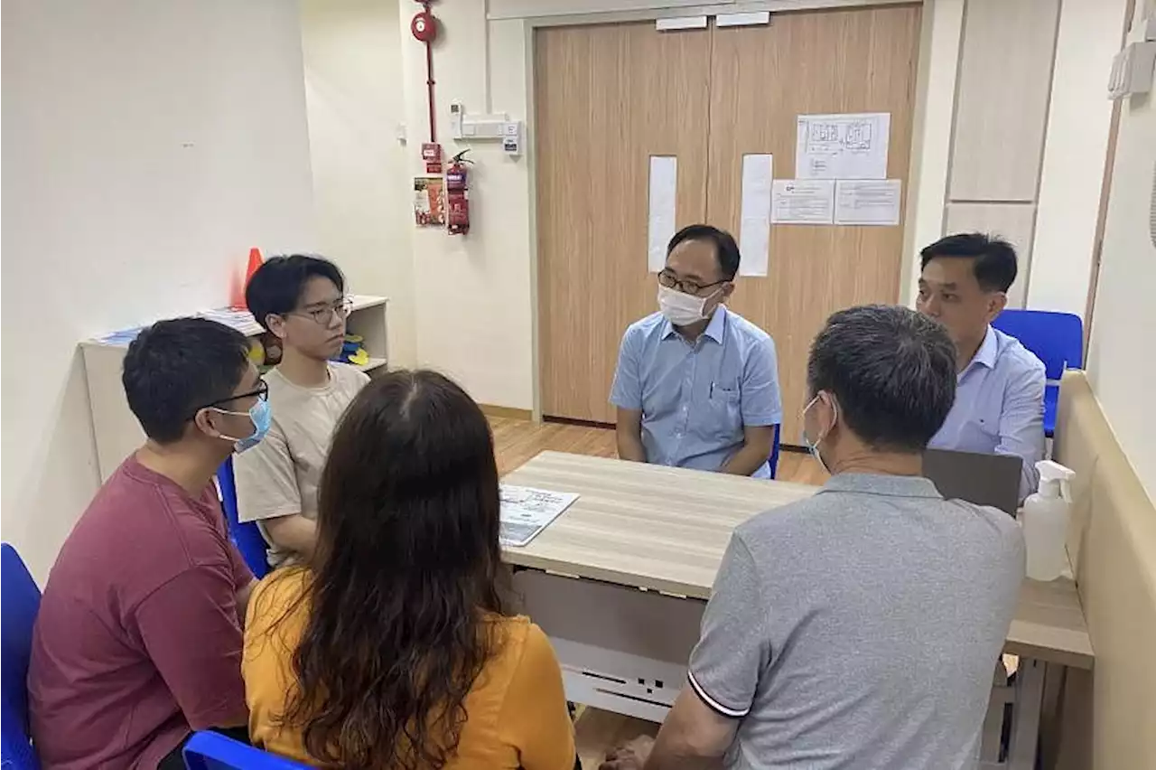 MP Liang Eng Hwa meets residents before start of treatment for nose cancer