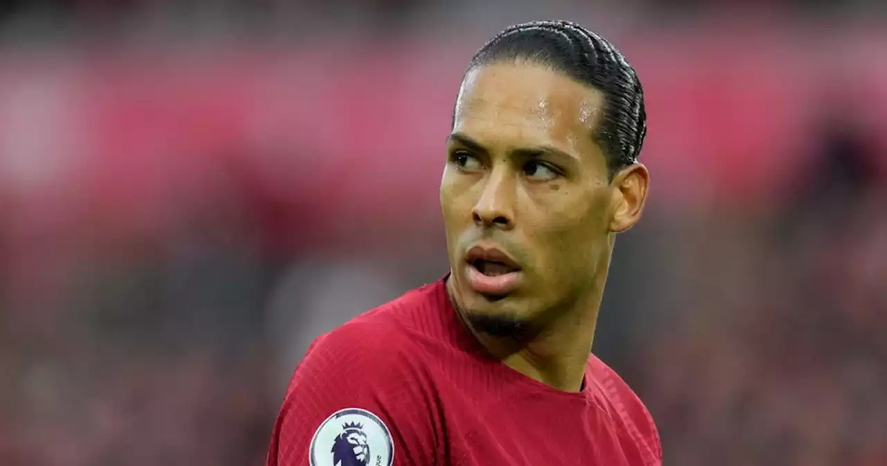 Liverpool benoemt Van Dijk na vijf jaar tot captain: 'Dit is onbeschrijflijk'