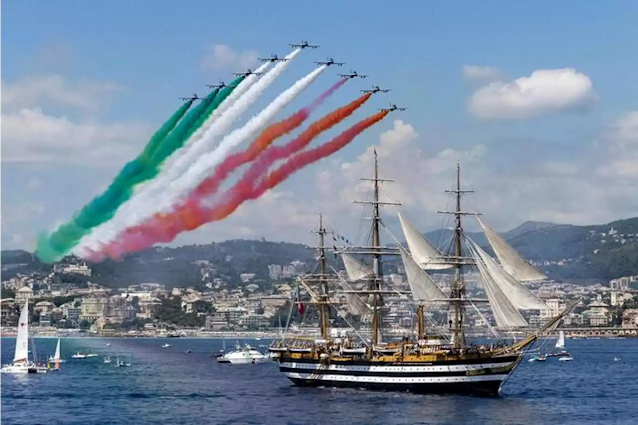 Nave Vespucci sbarca a Marsiglia, prima tappa del tour mondiale - Speciali