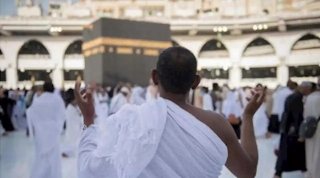 بدء إصدار 'التأشيرات' الإلكترونية للعمرة