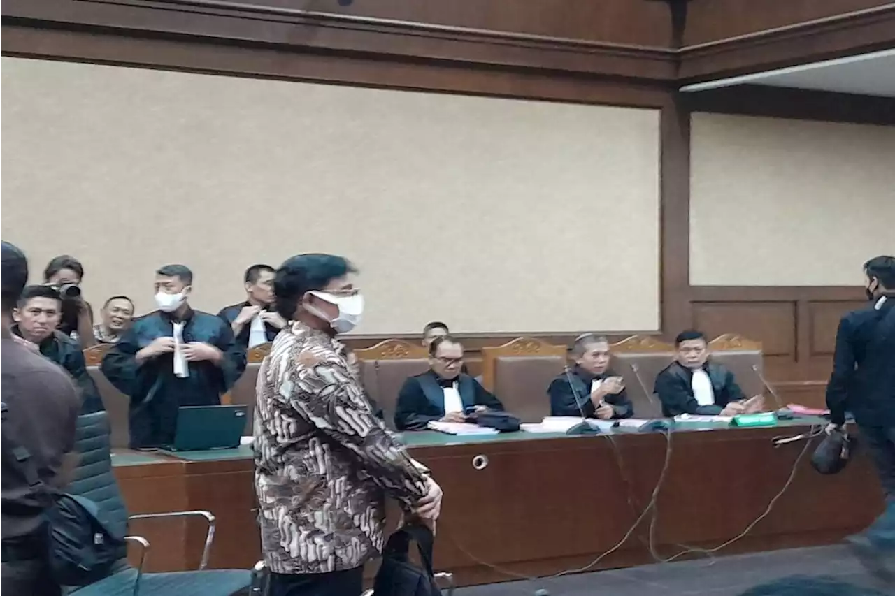 Tiga Elite NasDem 'Kawal' Sidang Johnny Plate, Perintah Surya Paloh?