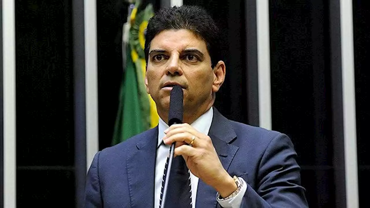 Relator do marco fiscal na Câmara defende exclusão de alterações feitas no Senado