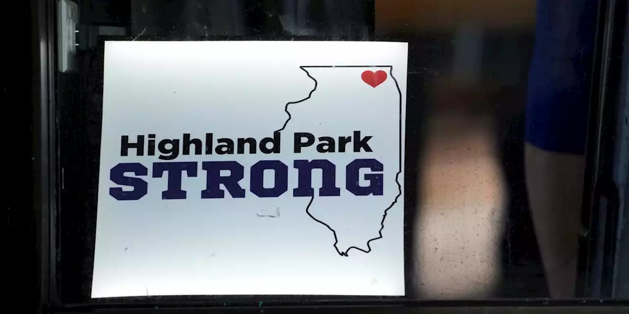 Highland Park marks 1 year after July 4 shooting with walk reclaiming parade route