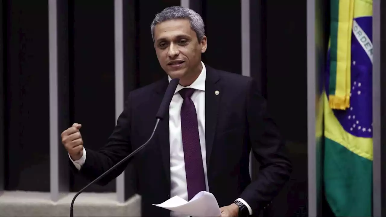 AGU envia notícia-crime à PGR contra deputado Gustavo Gayer por suposta fala racista