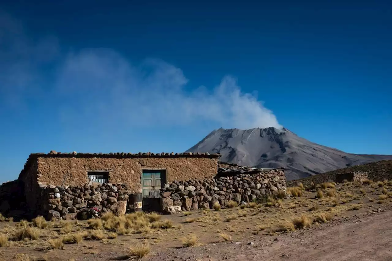 Peru irá declarar estado de emergência após erupção do vulcão Ubinas