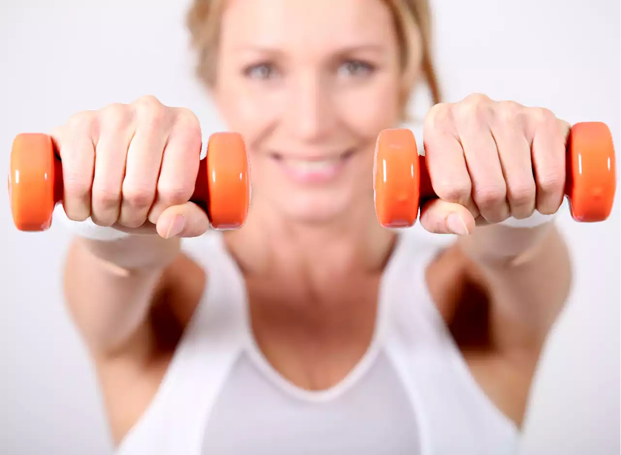 7 Least Effective Exercises For Underarm Fat & What To Do Instead