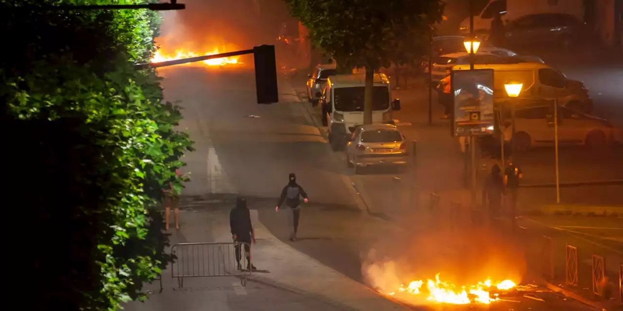 EN DIRECT - Émeutes : les violences retombent, le gouvernement à l'heure du bilan